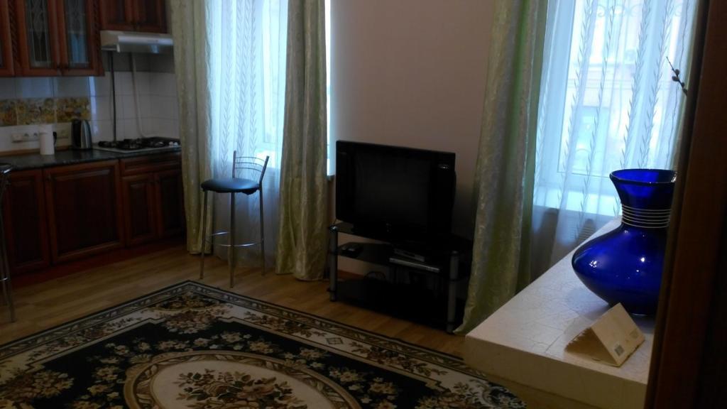 Central Apartments Kiev Luaran gambar